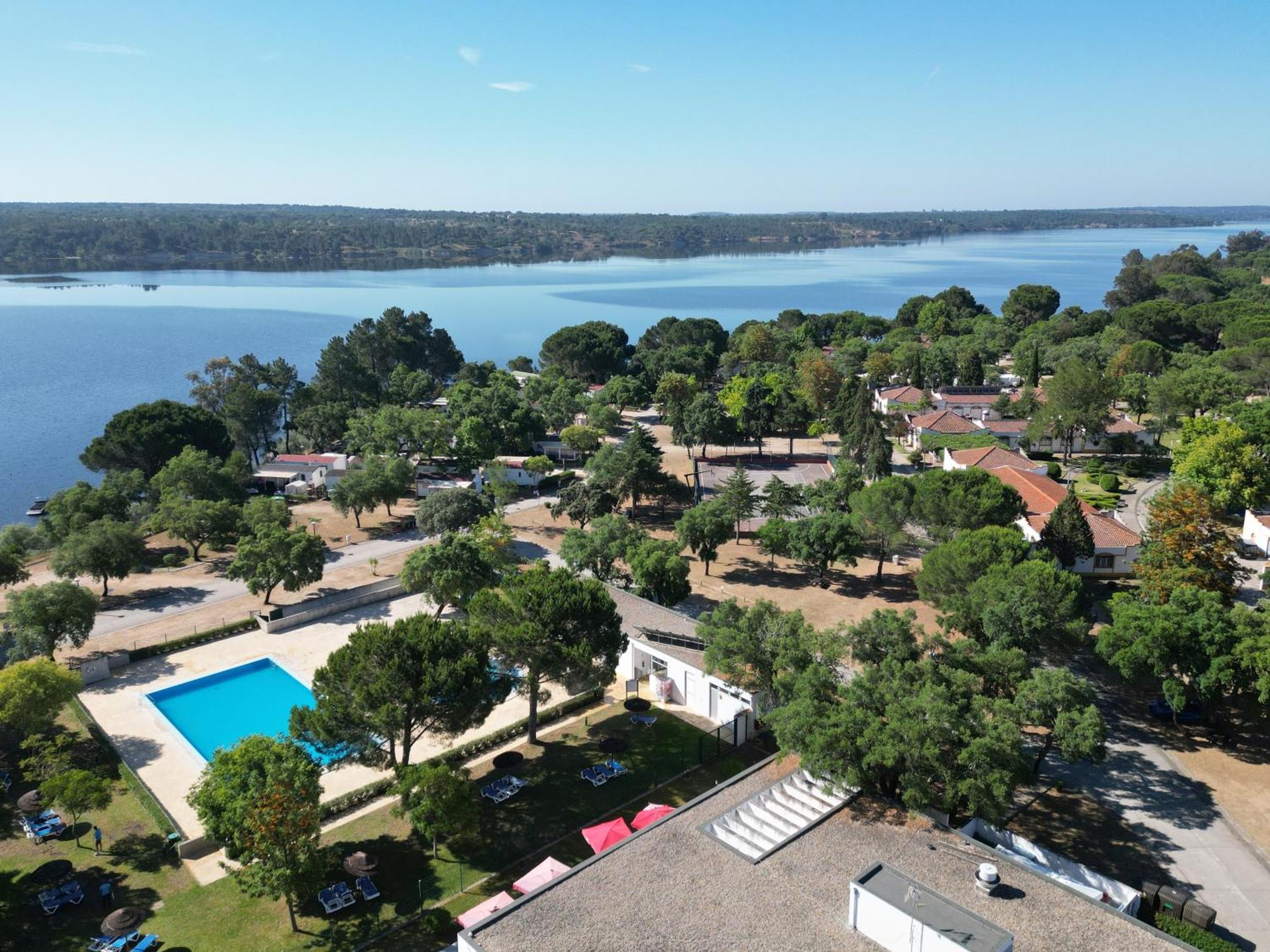 Parque De Campismo Orbitur Montargil Hotel Ngoại thất bức ảnh